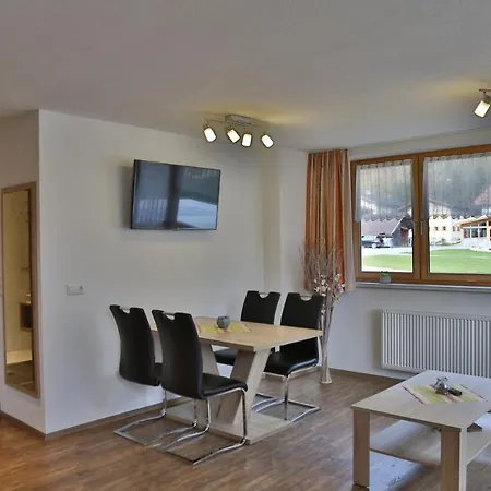 Appartements Schwarzer Adler Elbigenalp Exterior photo